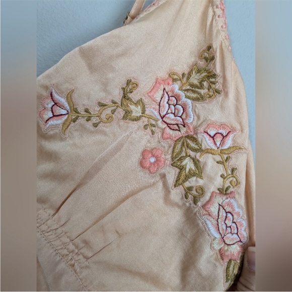 Chasing Unicorns Peach Floral Camisole - Picture 8 of 15